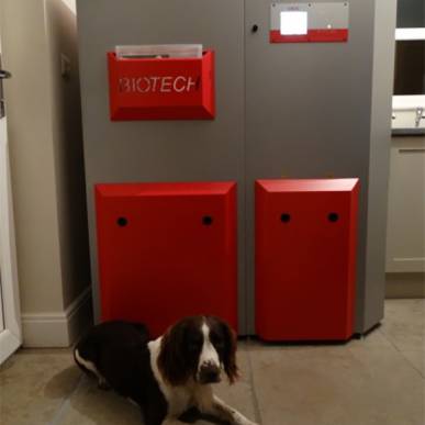 Biotech P2 25RL Boiler with internal pellet store